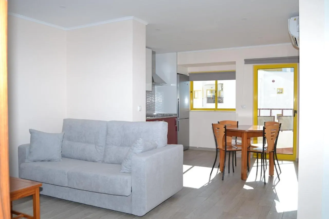 Rocha Apartment 1016 location
